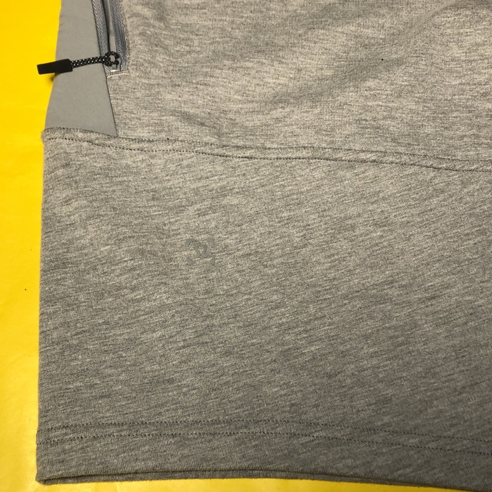 🟠 Lululemon Men’s athletic shorts - Picture 9 of 11